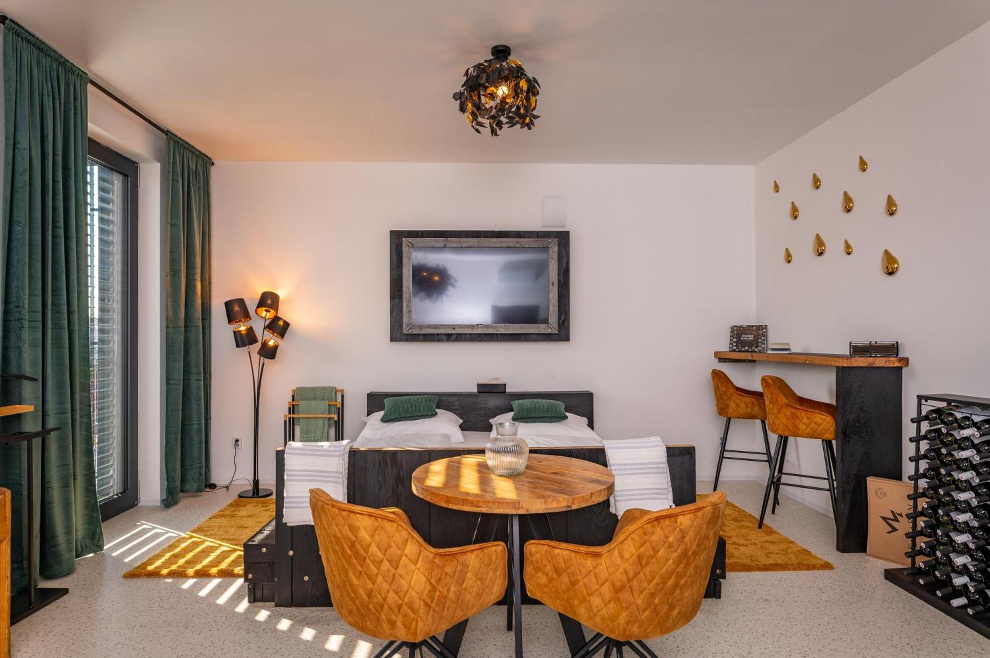 Korek Mikulov Apartman エクステリア 写真